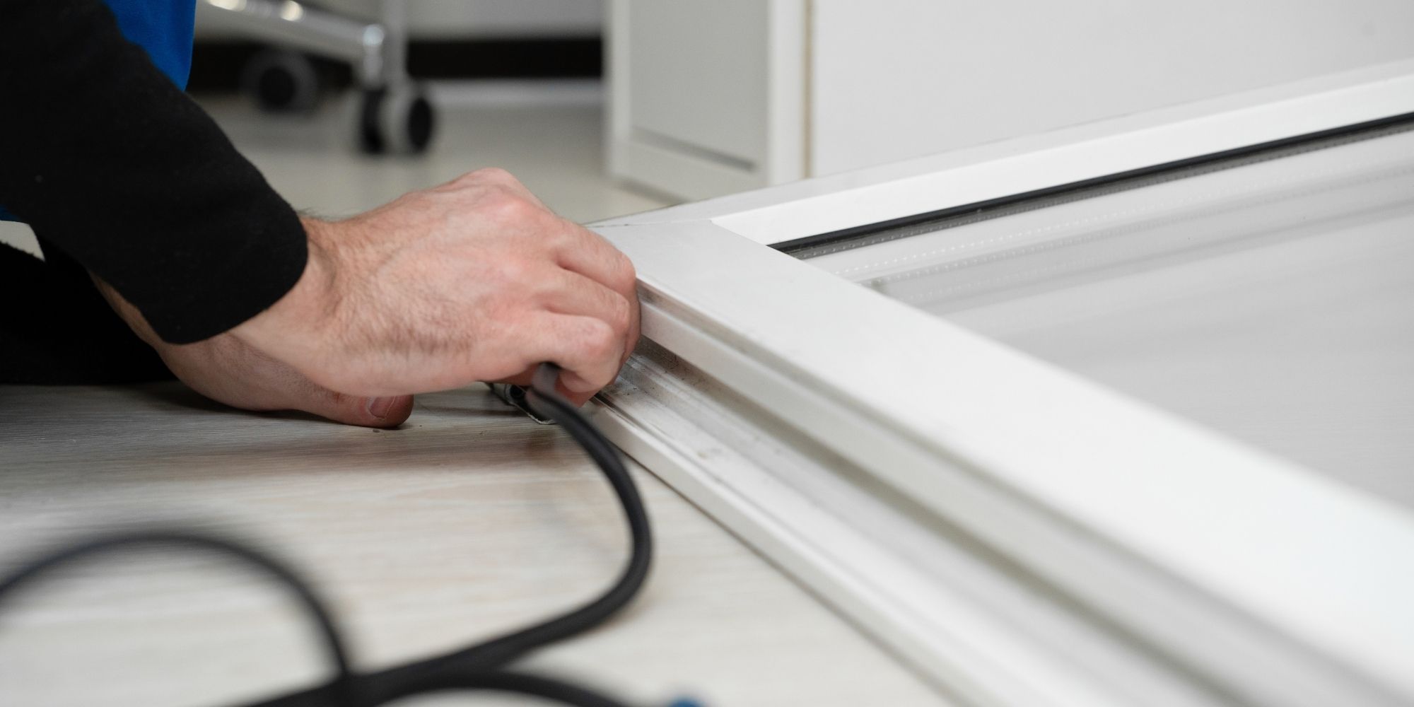 REMPLACEMENT DE JOINT SUR BAIE VITR2E MARSEILLE