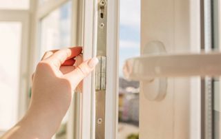 reparation de fenetres marseille 13004